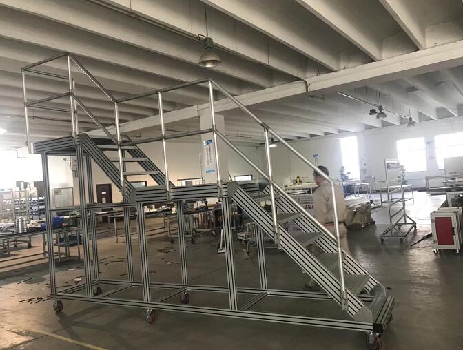 铝型材登高梯-人字梯铝型材-工业梯子铝型材